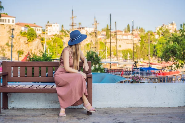 Antalya Nın Kaleici Kasabasındaki Kadın Turist Hindi Antalya Eski Kent — Stok fotoğraf