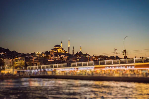 Exterior Mezquita Rustem Pasa Eminonu Estambul Turquía — Foto de Stock