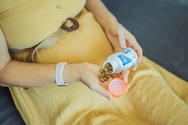 Miami Una Mujer Embarazada Recibió Paquete Yerba Compró Alimentos Enteros — Foto de Stock