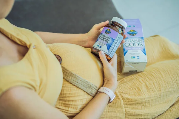 Abd Miami Hamile Bir Kadın Iherb Paketi Aldı Tüm Gıdalardan — Stok fotoğraf