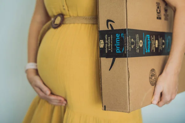 Mexiko Playa Del Carmen Eine Schwangere Frau Erhielt Ein Paket — Stockfoto