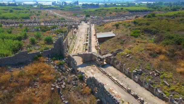 Captivating Aerial Stock Video Remarkable Ruins Ancient City Perge Conteprorary — Stock Video