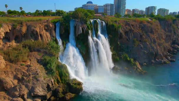 Vídeo Aéreo Câmara Lenta Cachoeira Lower Duden Cidade Antalya Drone — Vídeo de Stock