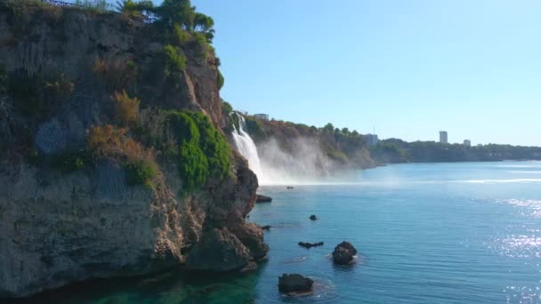 Wideo Lotnicze Dolnego Dudena Wodospad Mieście Antalya Dron Porusza Się — Wideo stockowe