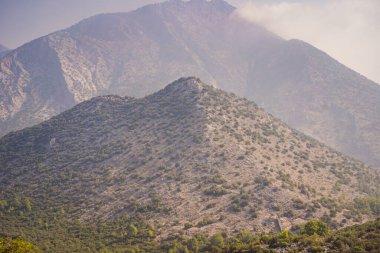 Termessos Antik Şehri 'nin Çarpıcı Antik Tiyatrosu. Hindi, her yere git..