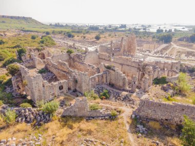 Türkiye 'nin Antalya kenti yakınlarındaki antik Lycian şehri Perge' nin kalıntıları. Hindi, her yere git.
