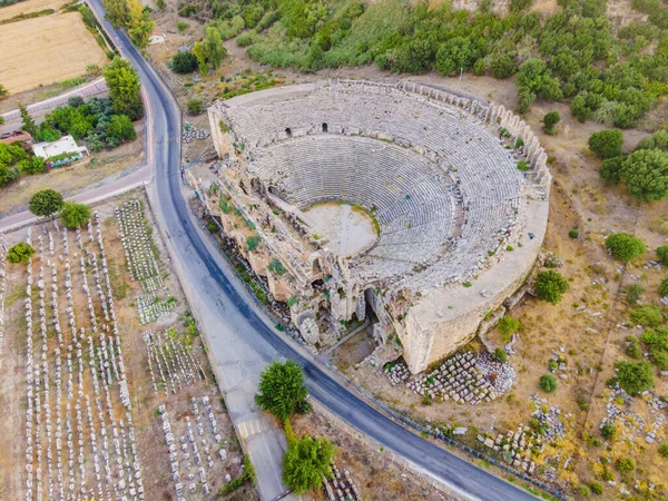 stock image Ruins of the ancient Lycian city Perge located near the Antalya city in Turkey. turkiye, GO Everywhere