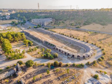 Türkiye 'nin Antalya kenti yakınlarındaki antik Lycian şehri Perge' nin kalıntıları. Hindi, her yere git.