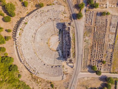 Türkiye 'nin Antalya kenti yakınlarındaki antik Lycian şehri Perge' nin kalıntıları. Hindi, her yere git.
