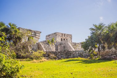 Kolombiya öncesi Maya şehri Tulum, Quintana Roo, Meksika, Kuzey Amerika, Tulum, Meksika. El Castillo - Şato Maya şehri Tulum ana tapınağı.