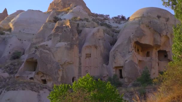 Esplora Straordinarie Formazioni Rocciose Che Raccontano Antiche Storie Della Cappadocia — Video Stock