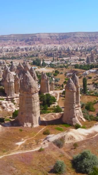 โอแนวต ในว โอห นทางอากาศอ าหลงใหลน เราเด นทางข Love Valley Cappadocia — วีดีโอสต็อก