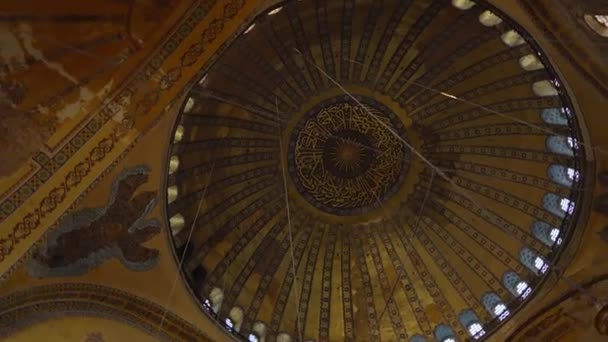 Stanbul Mucizesinin Büyük Kubbelerinden Duvarlarından Tarihin Fısıldadığı Ayasofyas Dünyasının Ihtişamını — Stok video