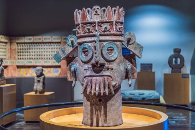 27.07.2024 Mexico City: Mexico City 'deki Ulusal Antropoloji Müzesi' nden bir eser. Tarihi ve kültürel hazine, Meksika 'nın zengin Kolombiya öncesi mirasını gözler önüne seriyor. Antropoloji, tarih