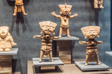 27.07.2024 Mexico City: Mexico City 'deki Ulusal Antropoloji Müzesi' nden bir eser. Tarihi ve kültürel hazine, Meksika 'nın zengin Kolombiya öncesi mirasını gözler önüne seriyor. Antropoloji, tarih