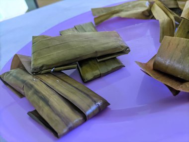 Sabah kahvaltısı olarak atıştırmalıklar.