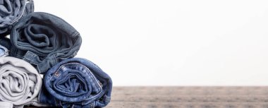 Arka plan olarak kot pantolon. Kot pantolon ya da kot pantolon. Denim kot desenli arka plan. Tasarım için Denim arkaplan dokusu