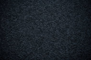Su dokusu. Yağmur damlaları. Yağmur. Düşen yağmur damlaları. Su damlası sıçradı. Suyun dışında soyut bir şekil. Dışarıda yağmur yağıyor.