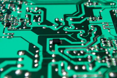 Elektronik devre kartı kapanıyor. Elektronlu bilgisayar ana kartı. Elektronlu bilgisayar devre kartı. Elektronik bilgisayar donanım teknolojisi. Anakart arkaplanı