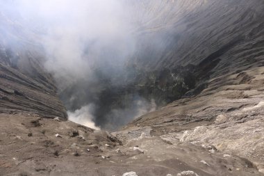 Endonezya 'da volkan möö. Tepeden güzel manzara