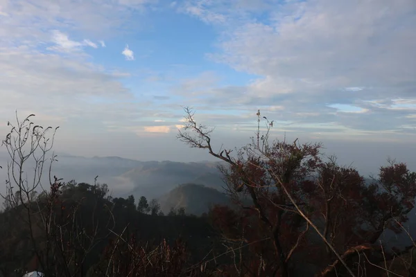 Güzel dağ manzarası