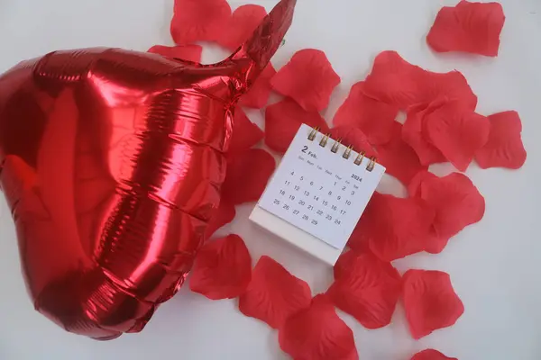 Şubat 2024 mutlulukla dolacak.