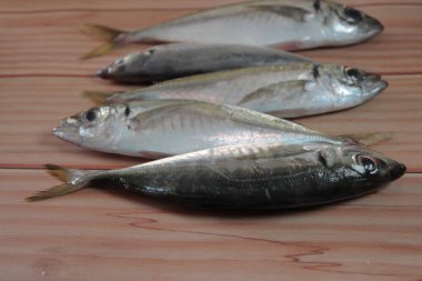 Limon taze deniz balık