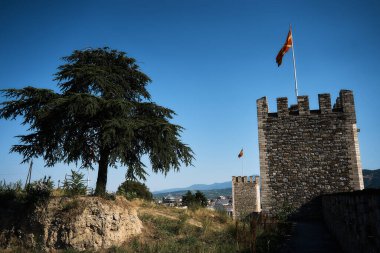  Üsküp Makedonya, 21 Temmuz 2022: Üsküp 'teki tepedeki kale                  