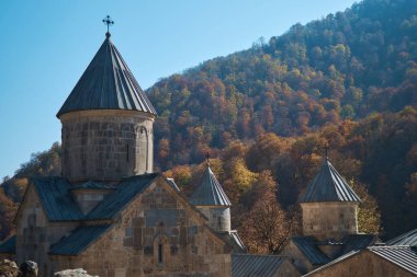 Haghartsin, Dilijan kasabası yakınlarında bir ortaçağ manastırı.