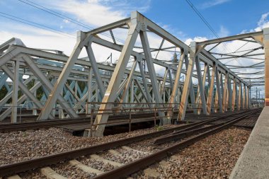 Yazın Çelik Demiryolu Köprüsü, Pasila, Finlandiya.