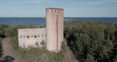 Finlandiya 'daki Jussaro, Ekenas Takımadaları Ulusal Parkı' ndaki eski mayın toplama tesisinin havadan görüntüsü.