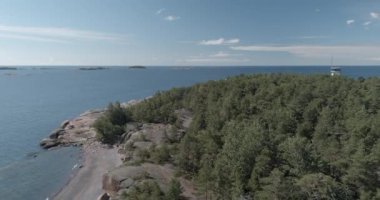 Jussaro adasının Finlandiya 'daki Jussaro, Ekenas Takımadaları Ulusal Parkı' ndaki havadan manzarası.