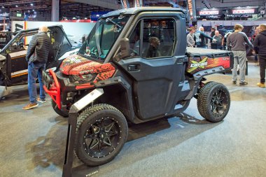 Pasila, Helsinki, Finlandiya 31 Ocak. 2025: Can-Am MY25 Traxter XU HD10 T ABS ATV Messukeskus Helsinki 'deki MP 25 Motosiklet Fuarında (Fuar ve Fuar Merkezi).