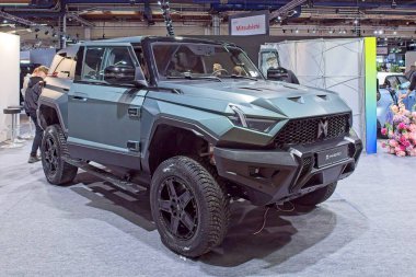 Pasila, Helsinki, Finlandiya 14 Mart. 2025: Dongfeng M-Hero 917 AUTO 25 ve Messukeskus Helsinki Mobilite Fuarında elektrikli araba.