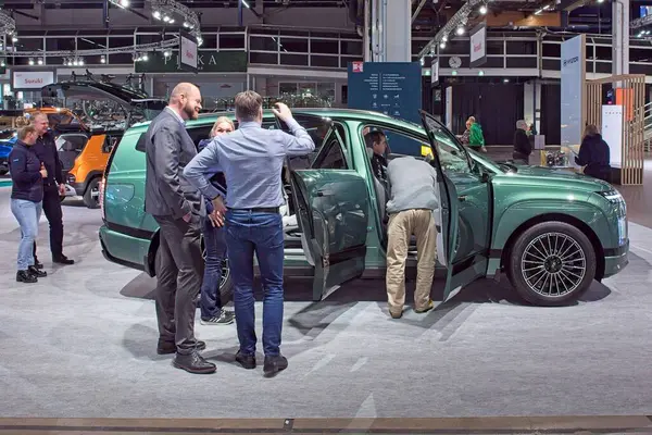 Pasila, Helsinki, Finlandiya 14 Mart. 2025: Hyundai Ioniq 9 AWD Performans Fırlatma Sürüm elektrikli otomobil AUTO 25 ve Messukeskus Helsinki Mobilite Show.