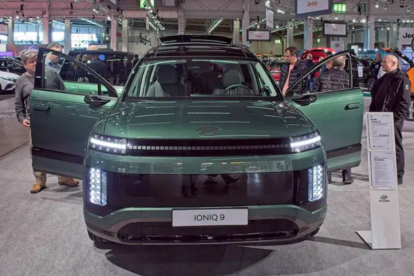Pasila, Helsinki, Finlandiya 14 Mart. 2025: Hyundai Ioniq 9 AWD Performans Fırlatma Sürüm elektrikli otomobil AUTO 25 ve Messukeskus Helsinki Mobilite Show.