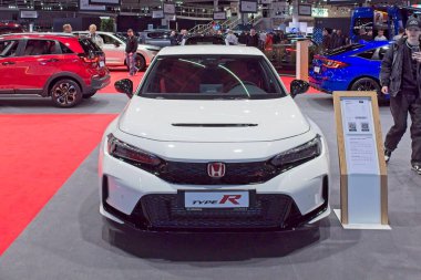 Pasila, Helsinki, Finlandiya 14 Mart. 2025: AUTO 25 'te Honda Civic Type R araç Messukeskus Helsinki' de Mobilite Show.