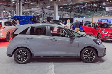 Pasila, Helsinki, Finlandiya 14 Mart. 2025: AUTO 25 'te Honda Jazz Hybrid İleri Spor Araba ve Messukeskus Helsinki' de Mobilite Şovu.