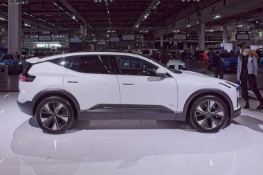 Pasila, Helsinki, Finlandiya 14 Mart. 2025: AUTO 25 'te Polestar 3 elektrikli araba ve Messukeskus Helsinki' de Mobilite Show.