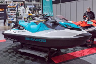 Pasila, Helsinki, Finlandiya 12 Şubat. 2025: Vene 'de Sea Doo GTI şahsi su aracı 2025' te Messukeskus Helsinki 'de sergileniyor.
