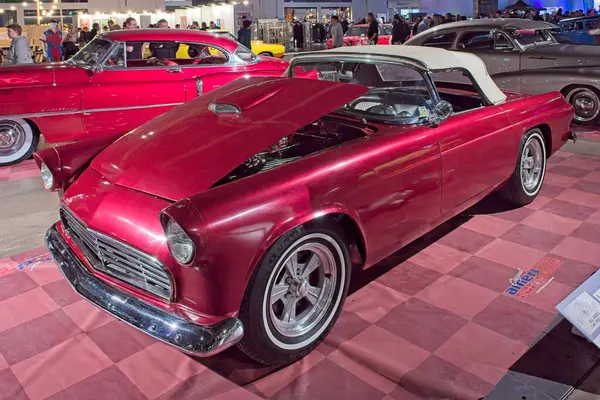 Pasila, Helsinki, Finlandiya, 4 Nisan. 2025: Ford Thunderbird 