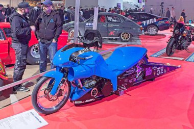 Pasila, Helsinki, Finlandiya, 4 Nisan. 2025: ACS 2025 FHRA Drag Bike Orijinal Amerikan Araba Fuarı ACS25 Helsinki Messukeskus Fuar ve Kongre Merkezi.