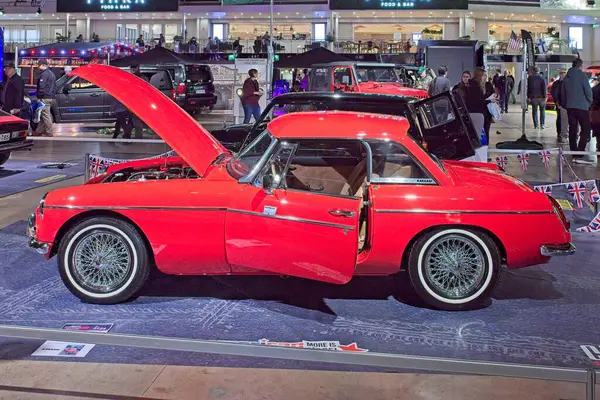 Pasila, Helsinki, Finlandiya, 4 Nisan. 2025: MGB Roadster 1800 (1963) Orijinal Amerikan Araba Fuarı ACS25 sergisi Helsinki Messukeskus Fuar ve Kongre Merkezi.