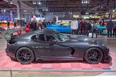 Pasila, Helsinki, Finlandiya, 4 Nisan. 2025: Dodge Viper (2014) Orijinal Amerikan Otomobil Fuarı ACS25 Helsinki Messukeskus Fuarı ve Kongre Merkezi.