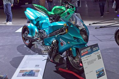 Pasila, Helsinki, Finlandiya, 4 Nisan. 2025: Suzuki GSXR 1000 (2003) motorsiklet Orijinal American Car Show ACS25 Helsinki Messukeskus Fuar ve Kongre Merkezi 'nde.