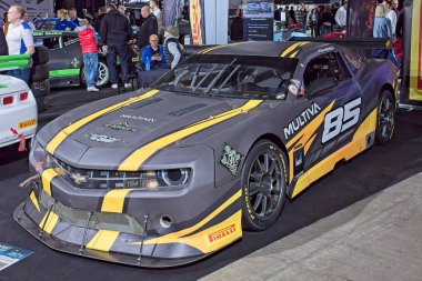 Pasila, Helsinki, Finlandiya, 4 Nisan. 2025: Chevrolet Camaro V8 Thunder (2013) Orijinal Amerikan Araba Fuarı ACS25 Helsinki Messukeskus Fuarı ve Kongre Merkezi 'nde sergilenmektedir..