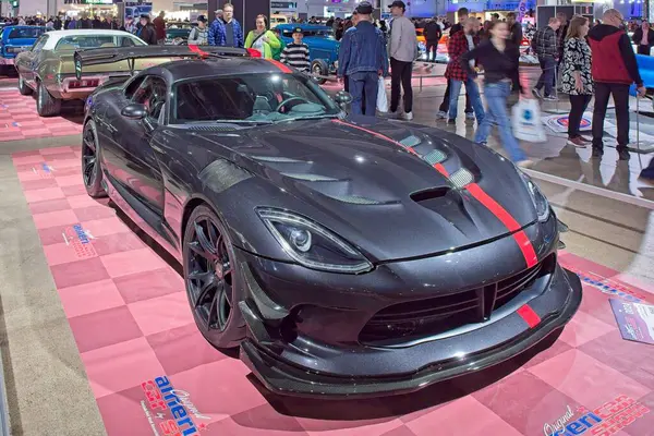 Pasila, Helsinki, Finlandiya, 4 Nisan. 2025: Dodge Viper (2014) Orijinal Amerikan Otomobil Fuarı ACS25 Helsinki Messukeskus Fuarı ve Kongre Merkezi.