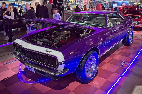 Pasila, Helsinki, Finlandiya, 4 Nisan. 2025: Chevrolet Camaro (1967) Orijinal Amerikan Araba Fuarı ACS25 Helsinki Messukeskus Fuar ve Kongre Merkezi 'nde sergilenmektedir..