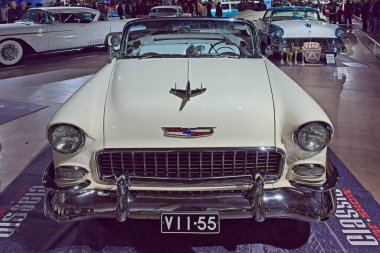 Pasila, Helsinki, Finlandiya, 4 Nisan. 2025: Chevrolet Bel-Air Convertible (1955) Orijinal Amerikan Araba Fuarı ACS25 Helsinki Messukeskus Fuarı ve Kongre Merkezi 'nde sergilenmektedir..