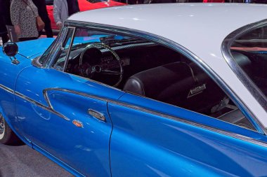 Pasila, Helsinki, Finlandiya, 4 Nisan. 2025: Chevrolet Windsor kamarası (1961) Orijinal Amerikan Araba Fuarı ACS25 Helsinki Messukeskus Fuar ve Kongre Merkezi 'nde sergilenmektedir..